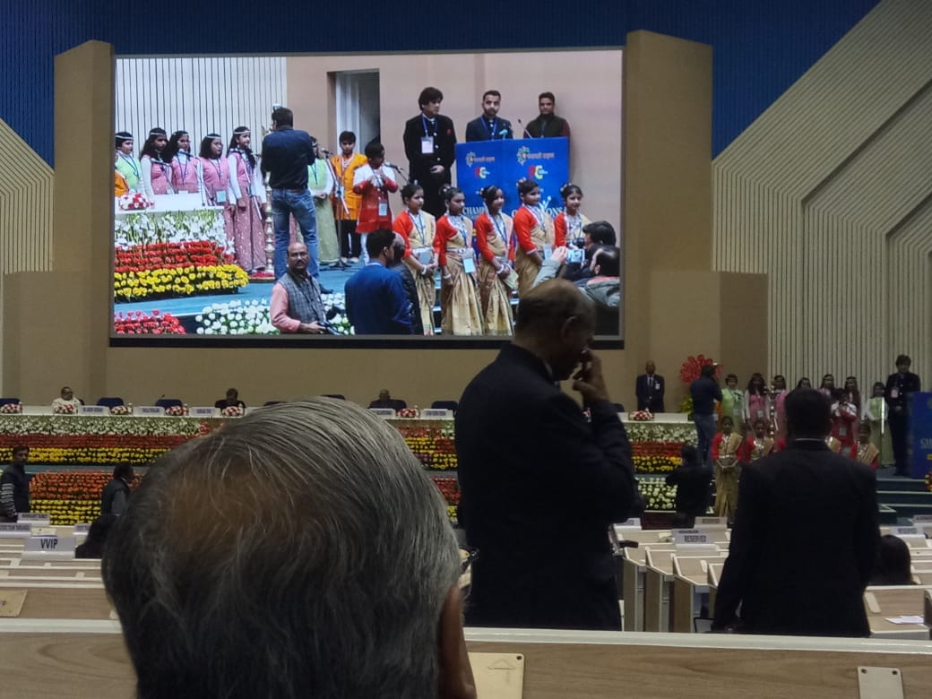 DPS, GBN Choir Performs before the Vice President of India