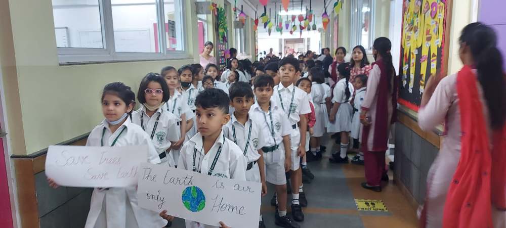 An Ode to Mother Earth and EVS - Green Footprints (Special Week)