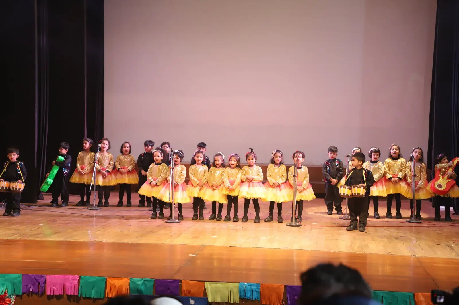 Satrangi Bharat: Shades of India